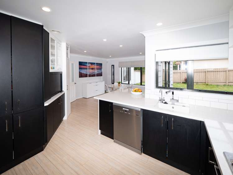 7 Claverton Grove Churton Park_8