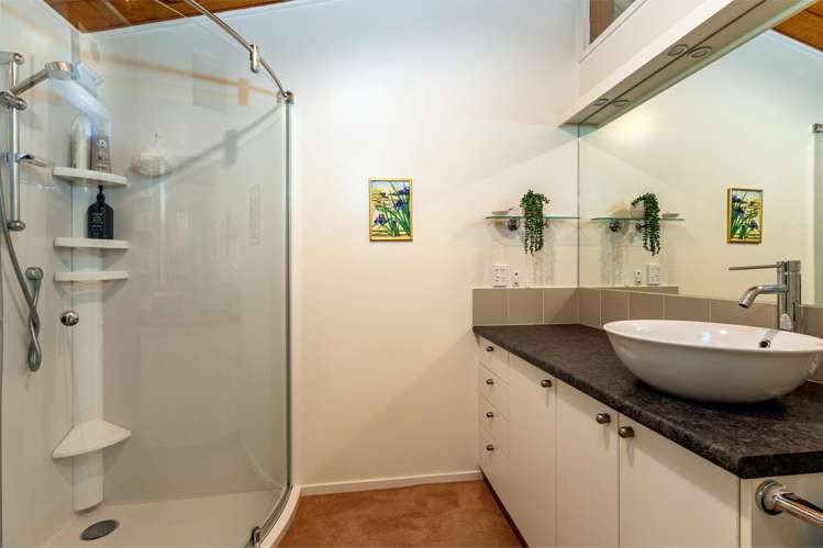 182 Spur Road Hadlow_13