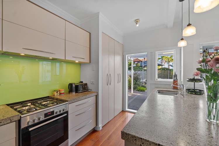 3 Braemar Terrace Mount Albert_15