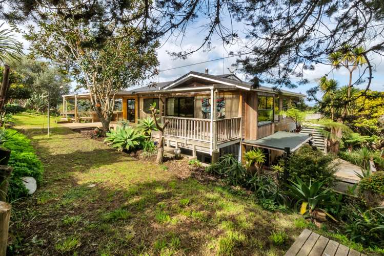 695 Huia Road Parau_25