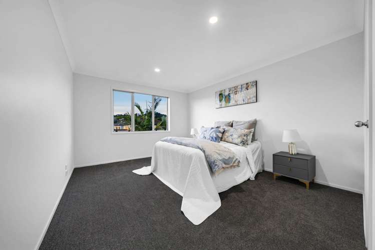 13 Bridgefield Crescent Flat Bush_20