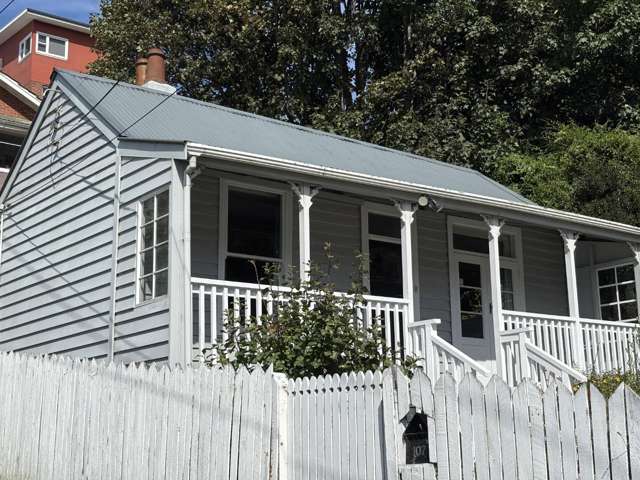 Cute Central Cottage