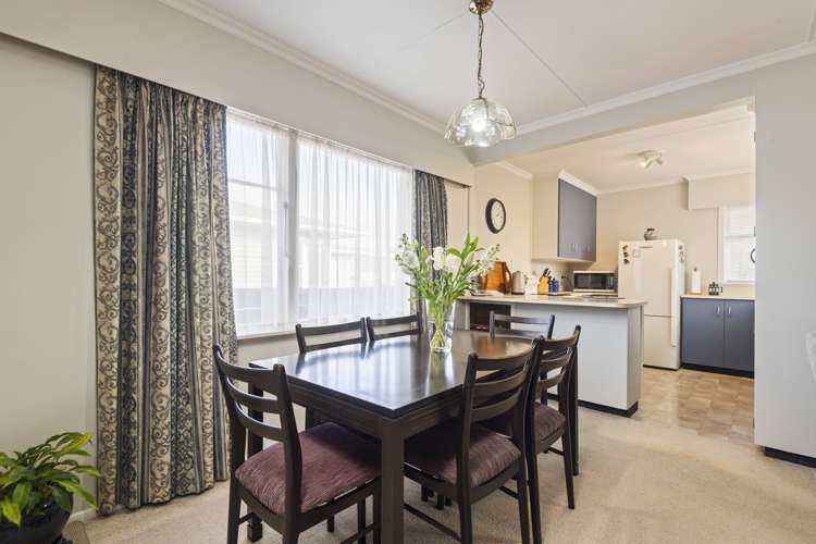 10 Ellesmere Crescent Highbury_6