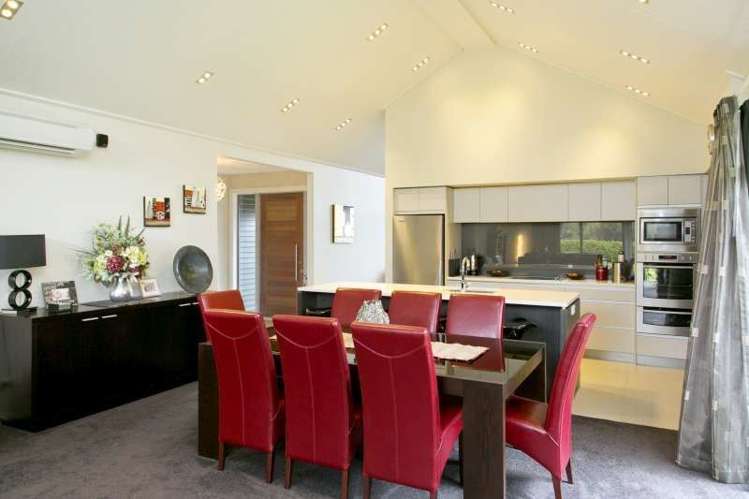 12 The Pheasant Tail Nukuhau_11