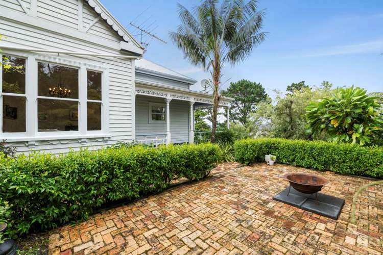 104 Attwood Road Paremoremo_21