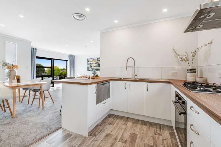 12A Eagle Place Red Beach_6