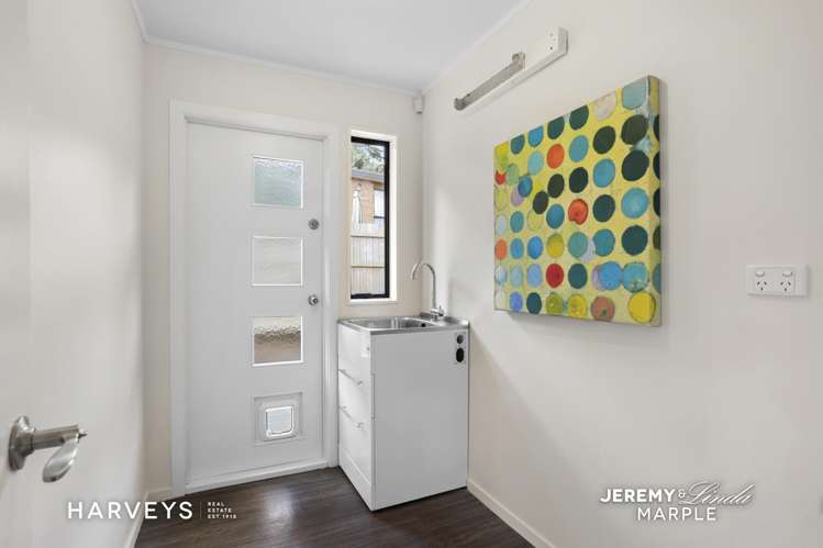 66c Woodglen Road Glen Eden_15