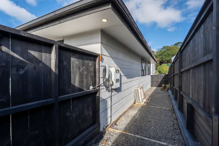 33 Trias Road Totara Vale_28
