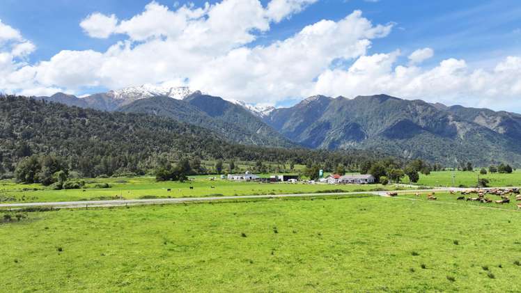 1627 Whataroa Highway Whataroa_21