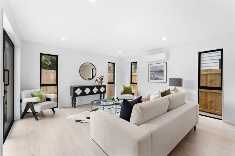 74B Riverpark Crescent_4