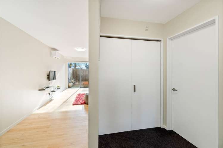 2/120 Stanmore Road Linwood_11