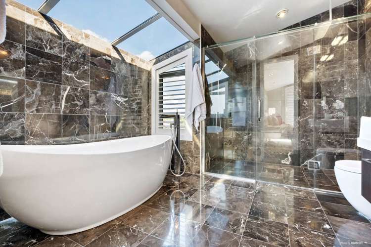 89 Pine Harbour Parade Beachlands_24