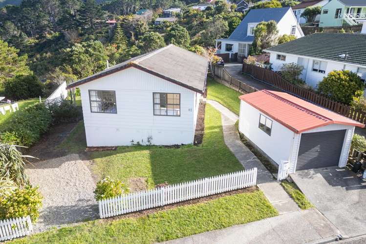 65 Percy Dyett Drive Karori_11