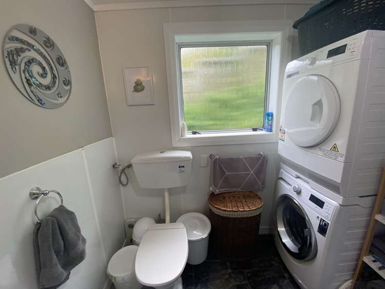 7 Onepoto Road Titahi Bay_12