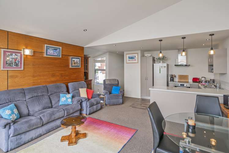 11/18 Eyre Street Whitianga_7