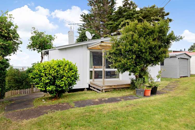 65 Tane Road Laingholm_7