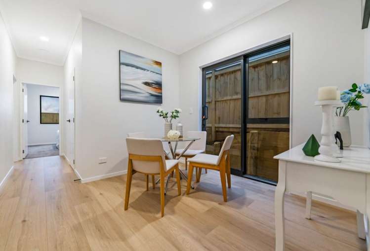 56 Koromeke Street Flat Bush_5