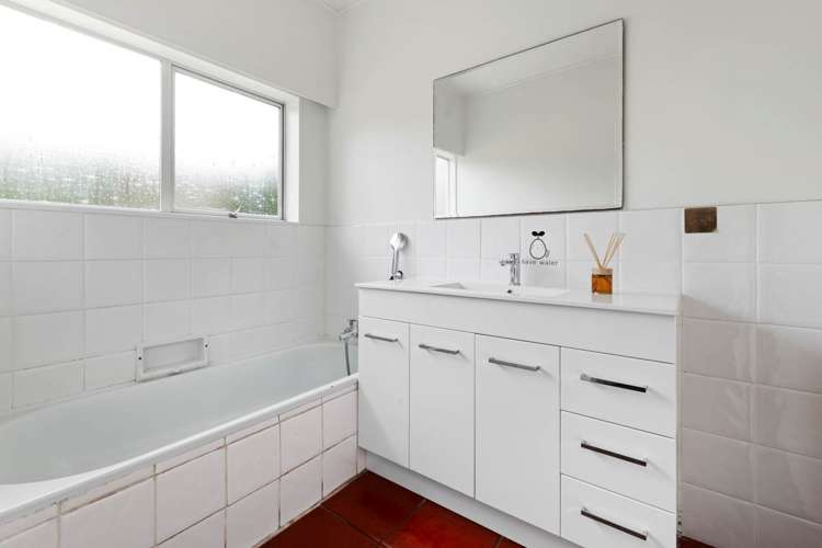 12 Joyce Street Pahurehure_9