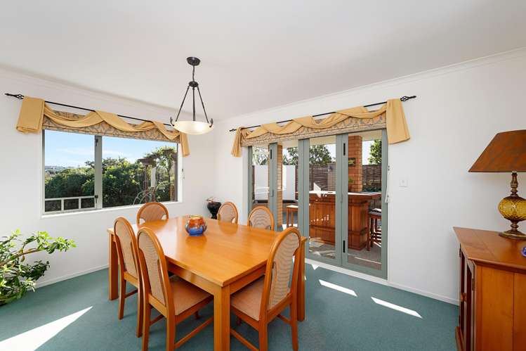 2 Burgundy Park Avenue Henderson_13