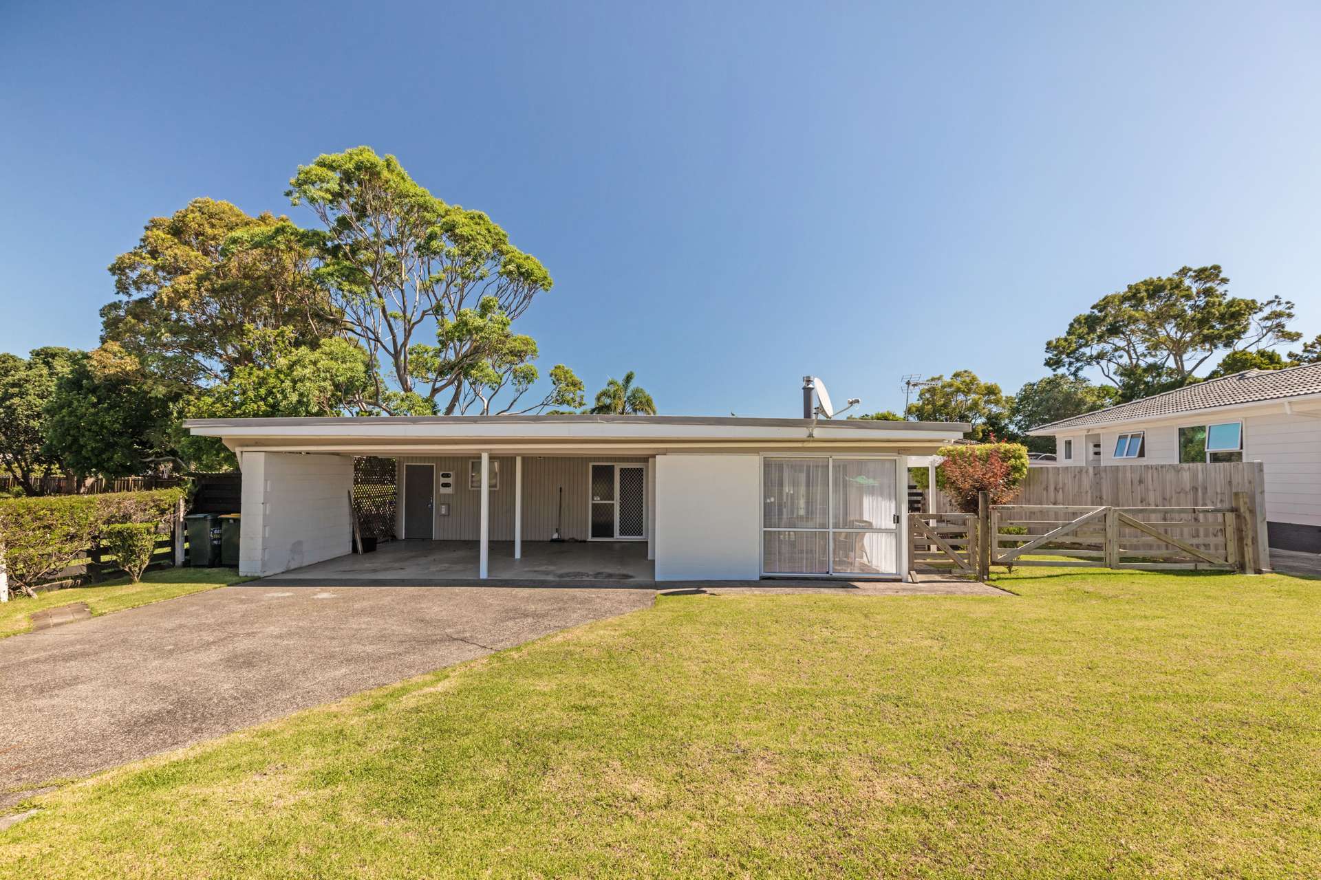 18 Waterlea Avenue Mangere Bridge_0