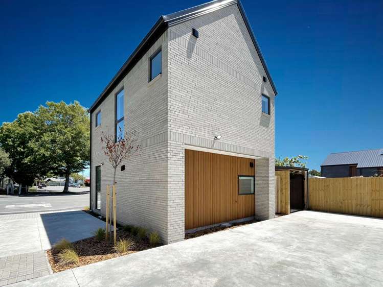 1/96 Colombo St Beckenham_16