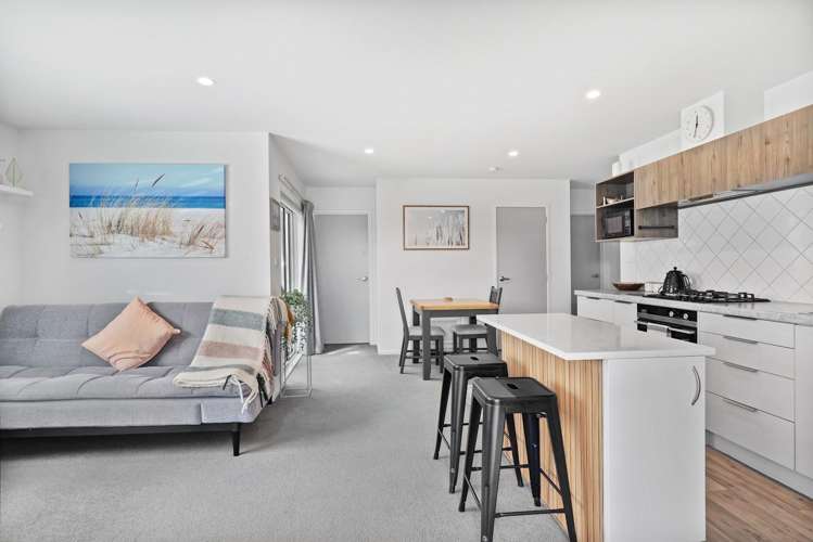 704/11 Kamahi Crescent_1