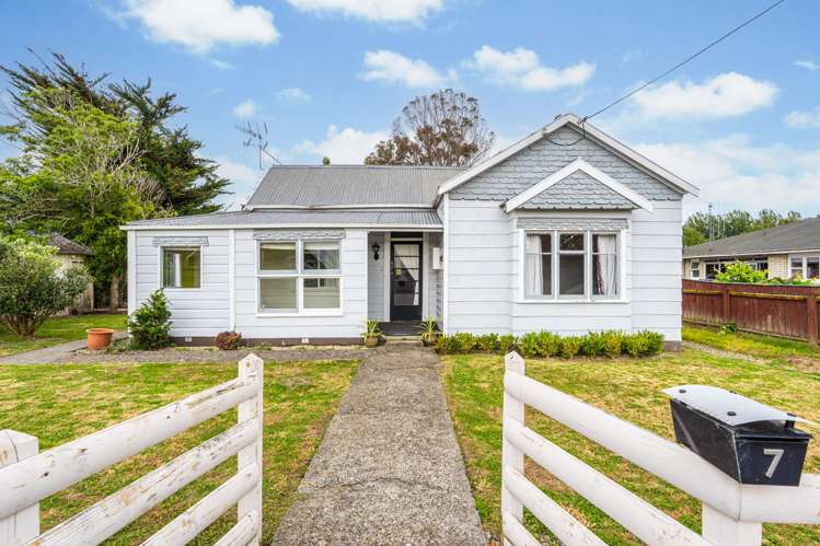 7 Churchill Street Pahiatua_0