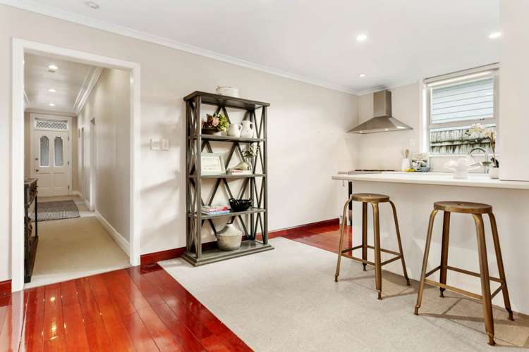 5 Alba Road Epsom_14