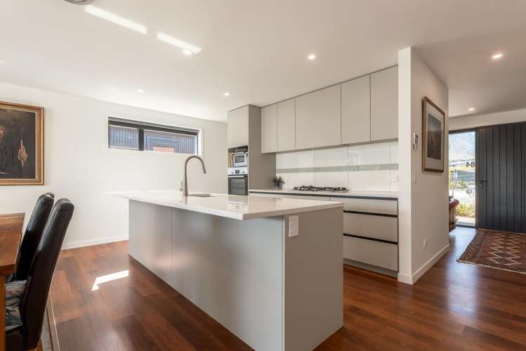 84 Howden Drive Jacks Point_7