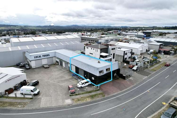 Unit 1, 12 Manuka Street Tauhara_1