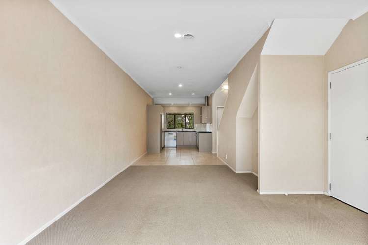 8 Skip Lane East Tamaki_8