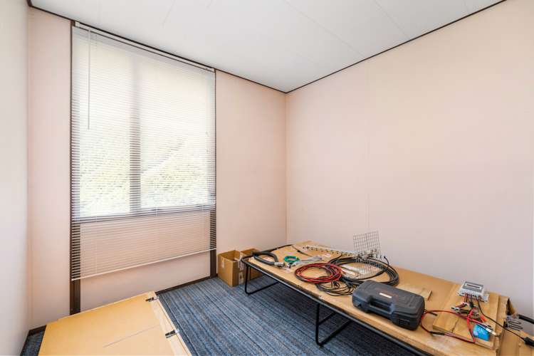 8 Morepork Lane Waipori Falls_11