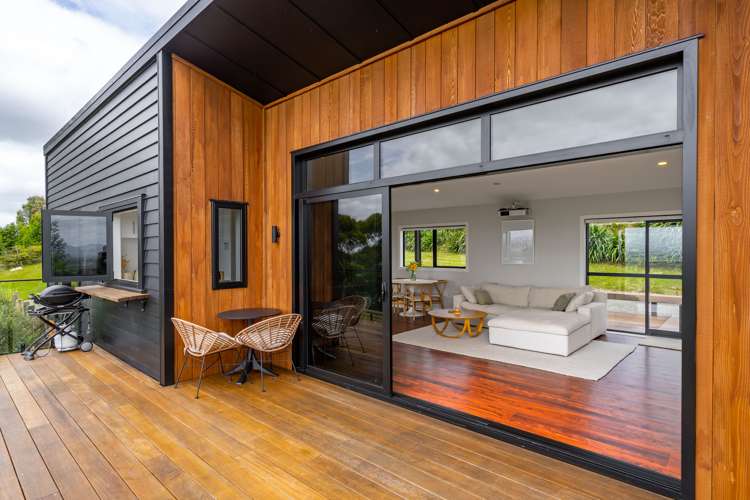 4 Airstrip Ridge Road Carterton_16