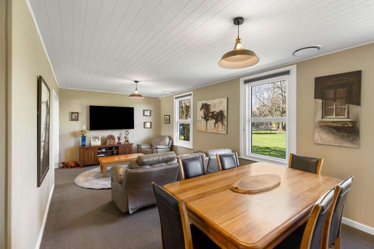 307 Larcombs Road Weedons_14