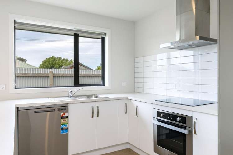 72A Redwood Street Redwoodtown_10