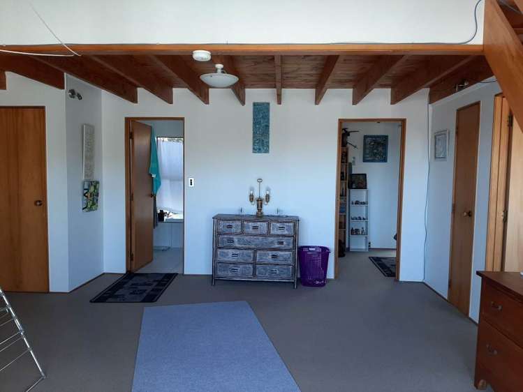 157 Whangaparaoa Road Red Beach_7