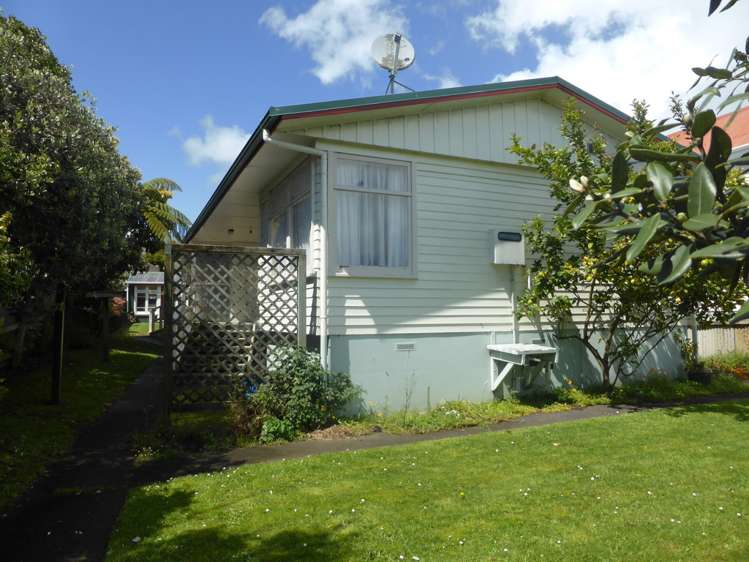 71 Commercial Road Helensville_7