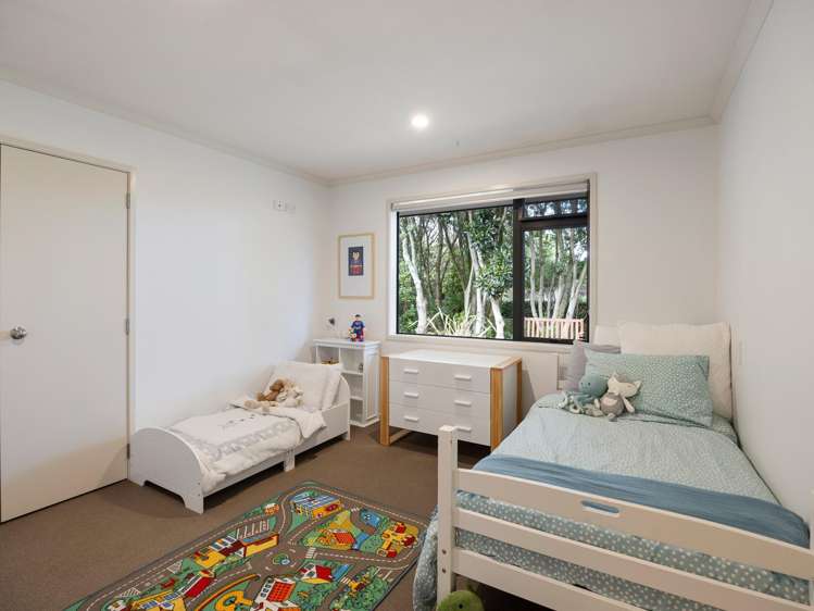 28 Somerton Drive Huntington_20