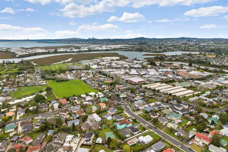 43 Farquhar Road Glendene_23