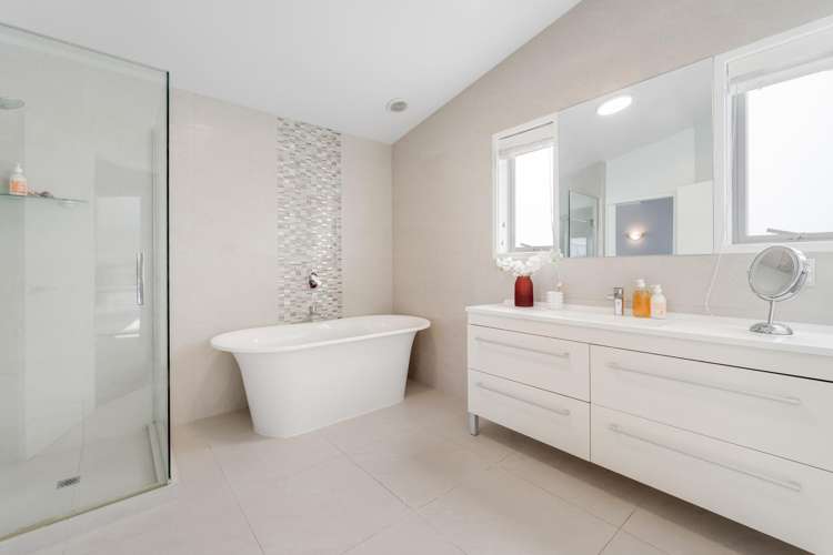 53 Manor Park Sunnyhills_37