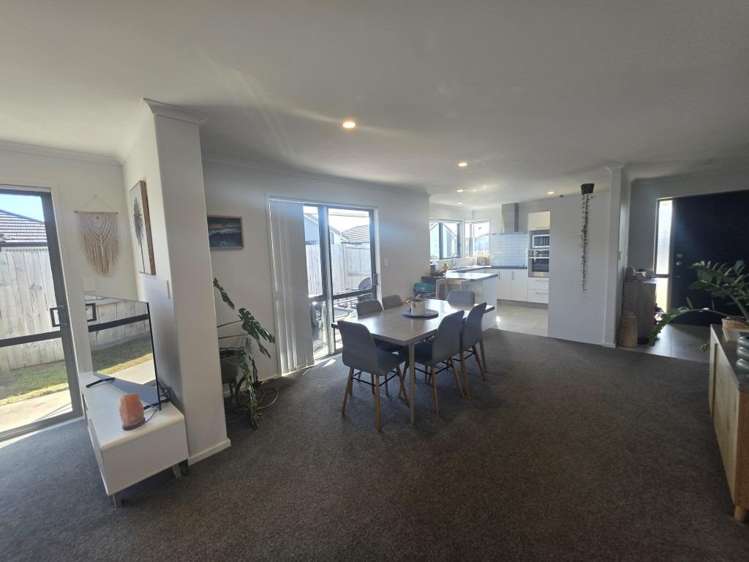 28 Komata Crescent 1131_4