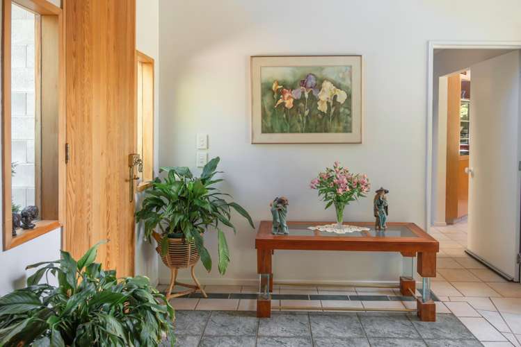 728 Whangamata Road Kinloch_4