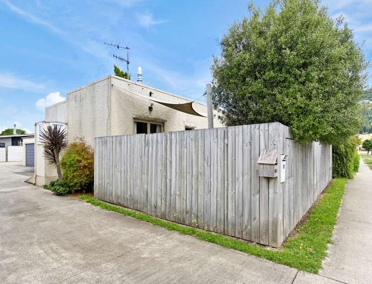 19 Kawaha Point Road Fairy Springs_11