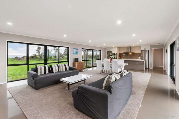 184 Grahams Beach Road Awhitu_5