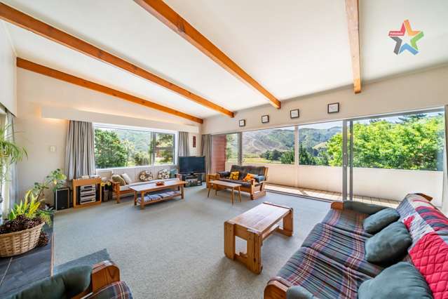 1119 Coast Road Wainuiomata_3