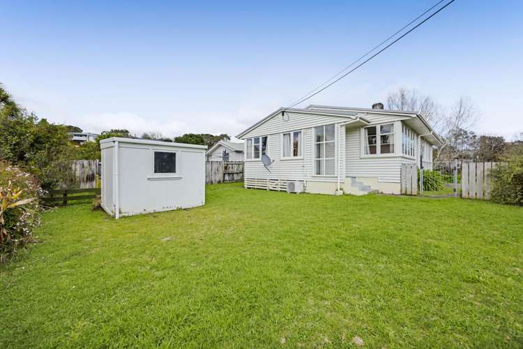 32B Seaview Road Marfell_17
