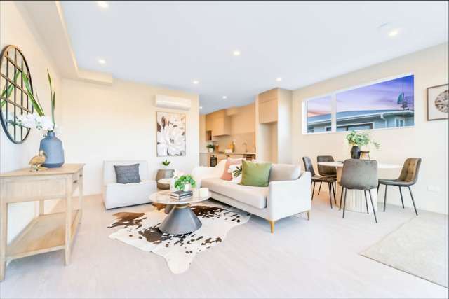 2/2 Chaucer Place Blockhouse Bay_3