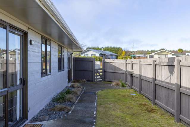 2/23 Newberry Place Richmond Heights_3