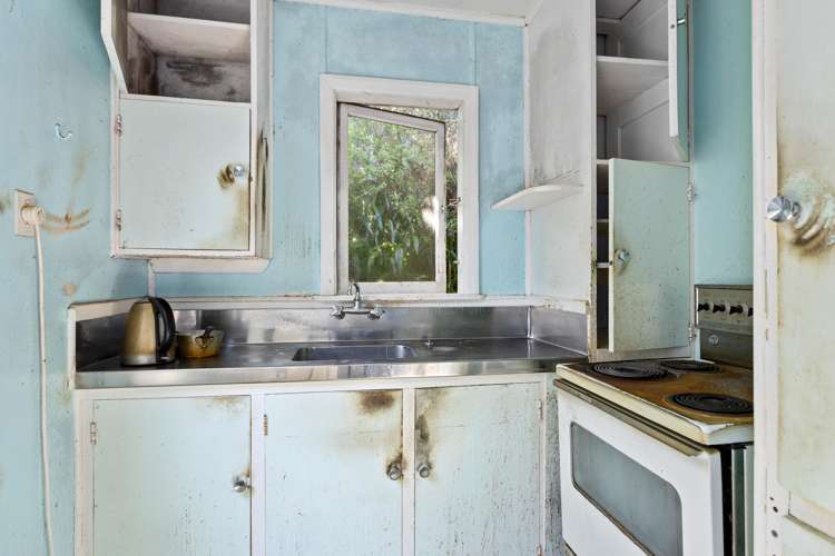 52 Moana Road Kelburn_3