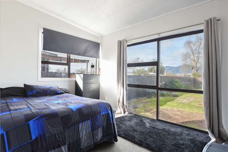 121 Pine Drive Murupara_10